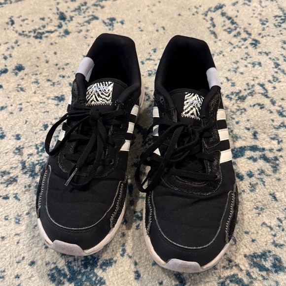 Adidas Retrorun Zebra accent black men’s size 8 Running Shoes athletic active - Picture 6 of 9